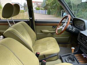 Image 57/100 de BMW 528i (1980)