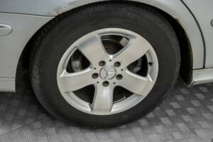 Bild 34/50 von Mercedes-Benz E 200 Kompressor T (2003)