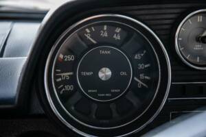 Image 10/50 of Mercedes-Benz 250 (1972)