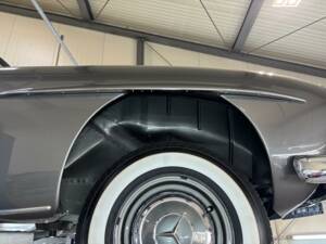 Image 29/30 de Mercedes-Benz 190 SL (1961)