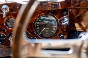 Image 46/50 of Jaguar XK 140 FHC (1955)