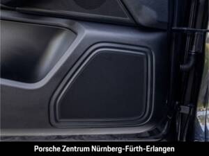 Bild 47/49 von Porsche Macan S (2022)