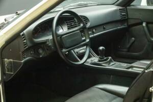Obraz 3/50 pojazdu Porsche 944 (1986)