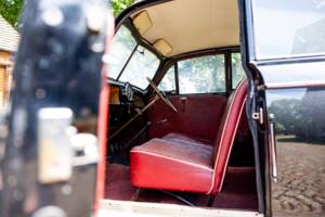 Image 34/36 of Morris Minor 1000 (1956)