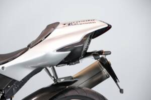 Bild 24/50 von Benelli DUMMY (2002)