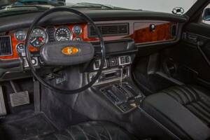 Image 18/31 of Jaguar XJ 5.3 C (1978)