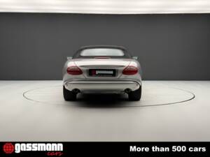 Image 8/15 of Jaguar XK8 4.0 (2000)
