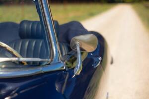 Image 23/50 de Jaguar E-Type (1969)