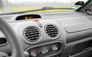 Image 26/36 of Renault Twingo 1.2 16V (2005)