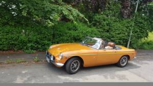 Afbeelding 2/10 van MG MGB (1974)