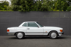 Imagen 19/35 de Mercedes-Benz 300 SL (1989)