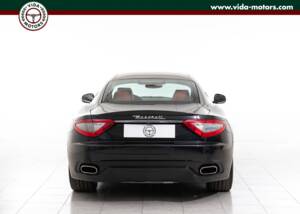 Image 2/15 of Maserati GranTurismo S (2012)