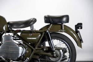 Bild 15/50 von Moto Guzzi Nuovo Falcone Militare (1973)