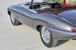 Image 32/50 of Jaguar E-Type 3.8 Flat Floor (1961)