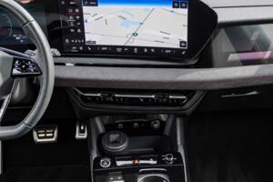 Bild 5/8 von Audi Q6 e-tron quattro (2024)