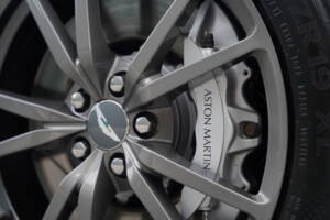 Imagen 40/50 de Aston Martin V8 Vantage N430 (2016)