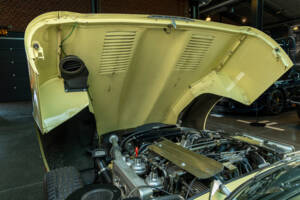 Image 20/28 of Jaguar E-Type V12 (1974)