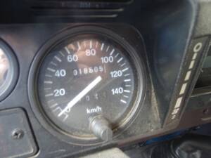 Image 11/24 of Land Rover 110 (1986)