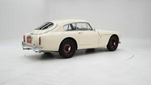Image 2/15 of Aston Martin DB 2/4 Mk III (1959)