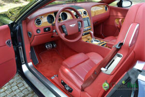Bild 25/50 von Bentley Continental GTC (2007)