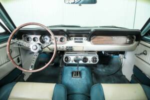 Image 15/50 of Ford Mustang 302 (1966)