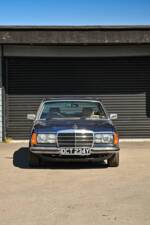 Bild 18/50 von Mercedes-Benz 280 CE (1983)
