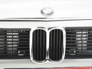 Image 15/15 of BMW 2002 Baur (1974)