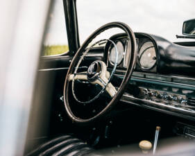 Image 5/7 de Mercedes-Benz 300 SL Roadster (1958)