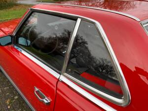 Image 146/177 de Mercedes-Benz 350 SL (1974)