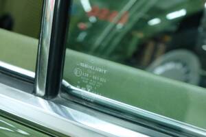 Bild 29/50 von Mercedes-Benz 500 SE (1982)