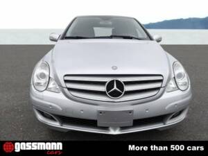 Bild 2/15 von Mercedes-Benz R 500 4MATIC (2006)