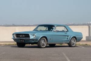 Image 48/50 of Ford Mustang 200 (1967)