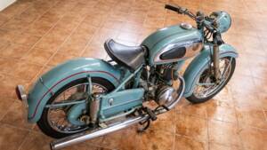 Image 3/12 de Victoria KR 26 N (1954)