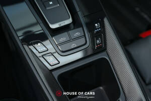 Image 23/25 of Porsche 911 Carrera 4 GTS (2023)