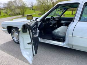 Image 12/26 of Cadillac Fleetwood 60 Special Brougham (1971)