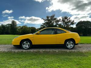 Image 12/54 de FIAT Coupé 2.0 16V Turbo (1994)