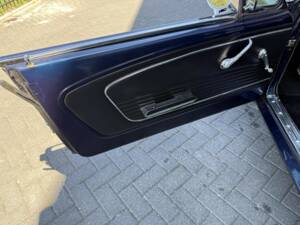 Image 20/41 of Ford Mustang 289 (1966)