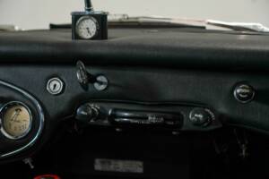 Image 33/43 of Austin-Healey 3000 Mk II (BJ7) (1963)