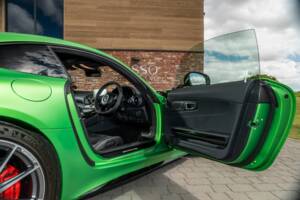 Image 58/67 of Mercedes-AMG GT-R (2018)