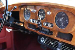 Image 22/81 of Bentley S 1 (1959)