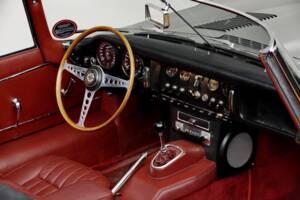 Afbeelding 10/27 van Jaguar E-Type 4.2 (1966)