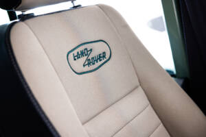 Image 20/36 of Land Rover Defender (2016)