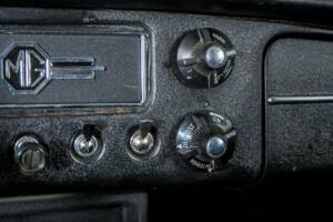 Image 28/50 of MG MGB GT (1967)