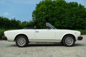 Image 8/50 de FIAT Spider 2000 Pininfarina 50th Anniversary Edition (1981)