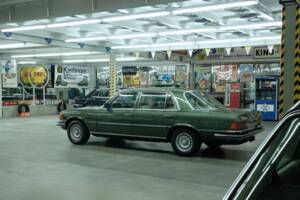 Image 7/50 de Mercedes-Benz 450 SEL 6,9 (1975)