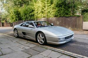 Bild 45/50 von Ferrari F 355 GTS (1998)