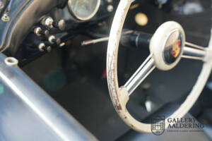 Image 46/50 de Porsche 356 1500 Super Speedster (1955)