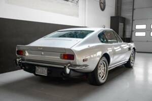 Bild 33/50 von Aston Martin V8 (1978)