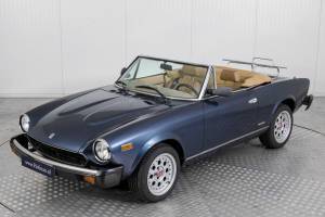 Image 14/50 of FIAT 124 Pininfarina Spidereuropa (1985)