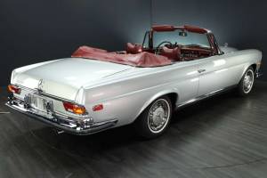Image 2/30 of Mercedes-Benz 280 SE (1970)